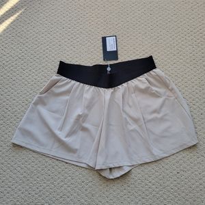 URBAN BEHAVIOR BEIGE SKORT WITH ELASTIC BAND Size Medium